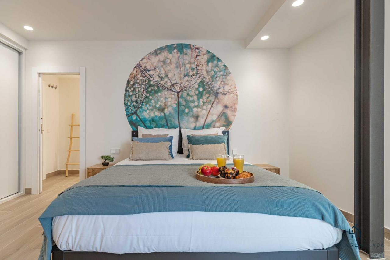 Апартаменты Living4Malaga New Oasis Supreme Экстерьер фото