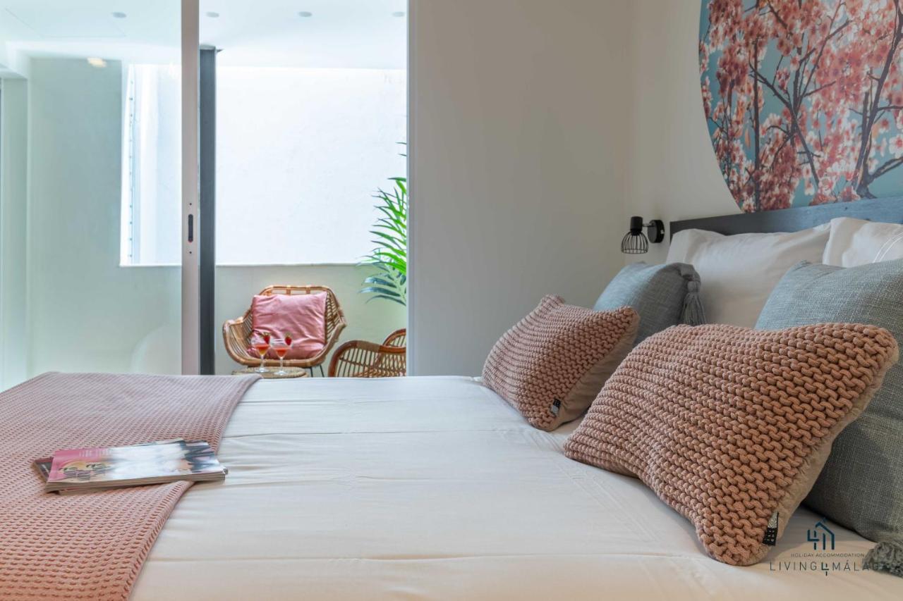 Апартаменты Living4Malaga New Oasis Supreme Экстерьер фото